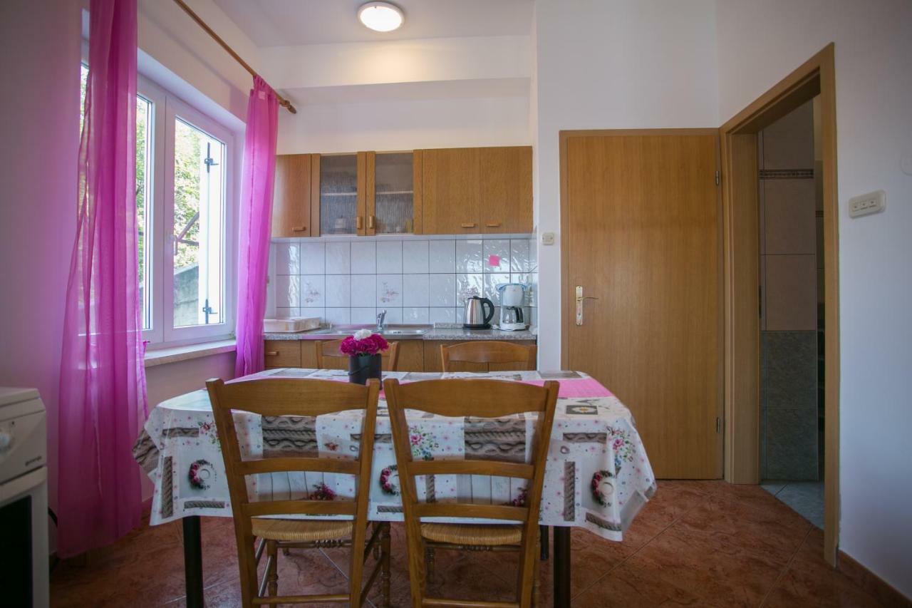Apartments Katica Сен Екстериор снимка