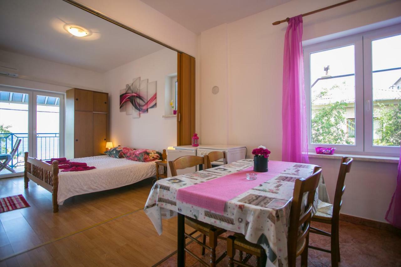 Apartments Katica Сен Екстериор снимка
